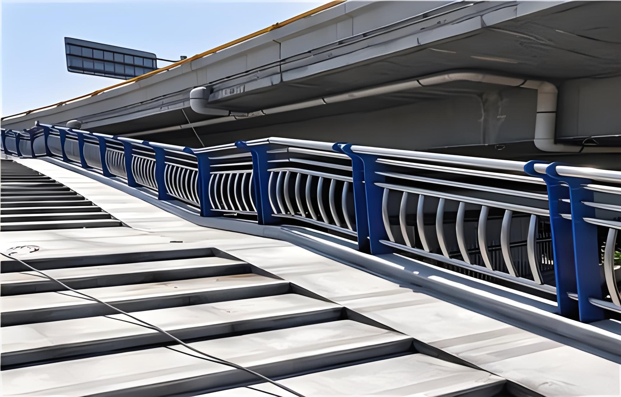 吉安不锈钢桥梁护栏维护方案：确保安全，延长使用寿命